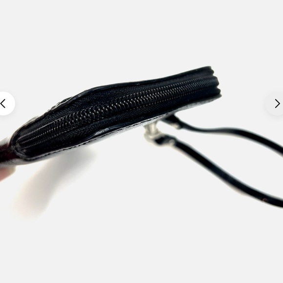 Coach Black Patent Leather Wristlet - Picture 6 of 9